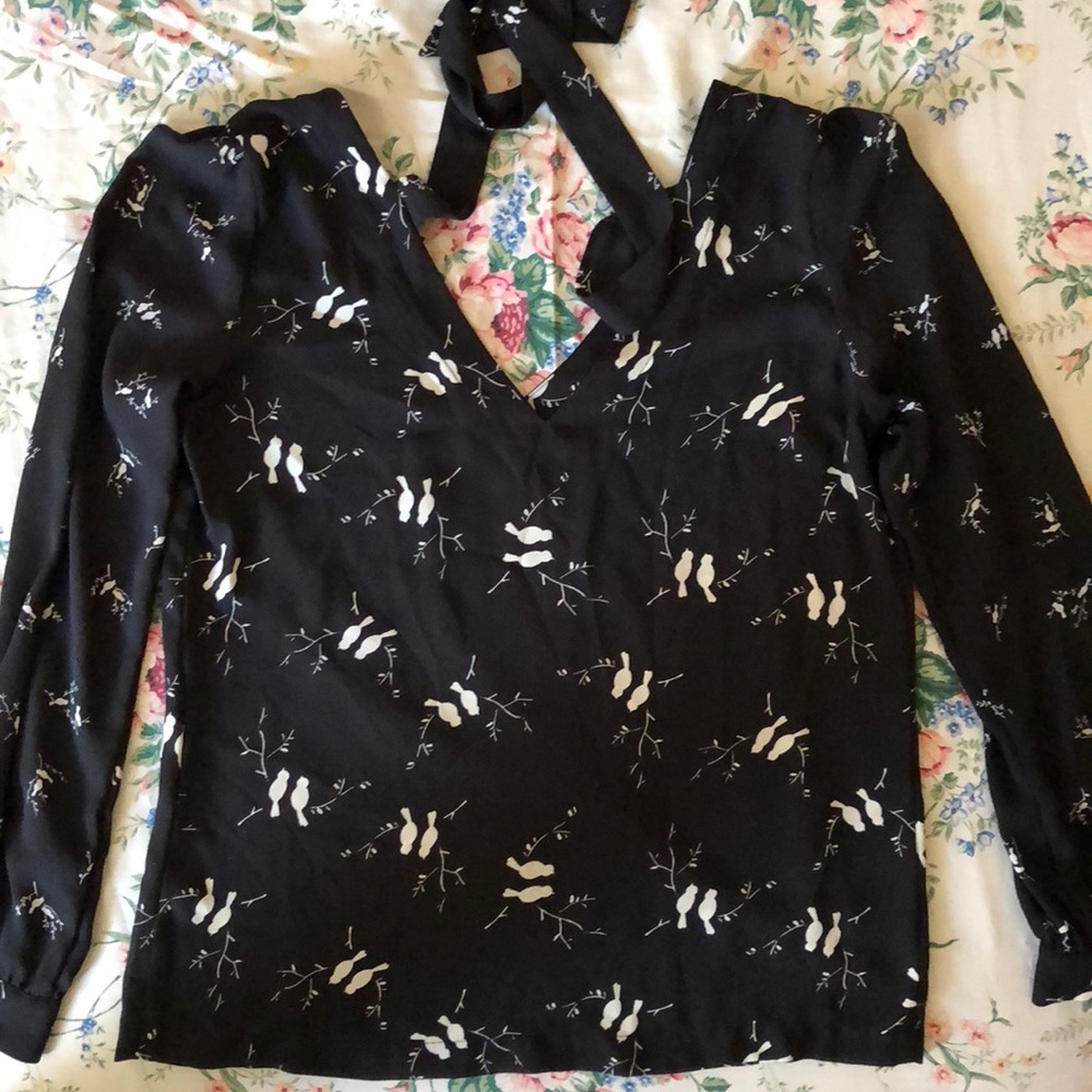 BEAUTIFUL LOFT TOP - Picture 2 of 6